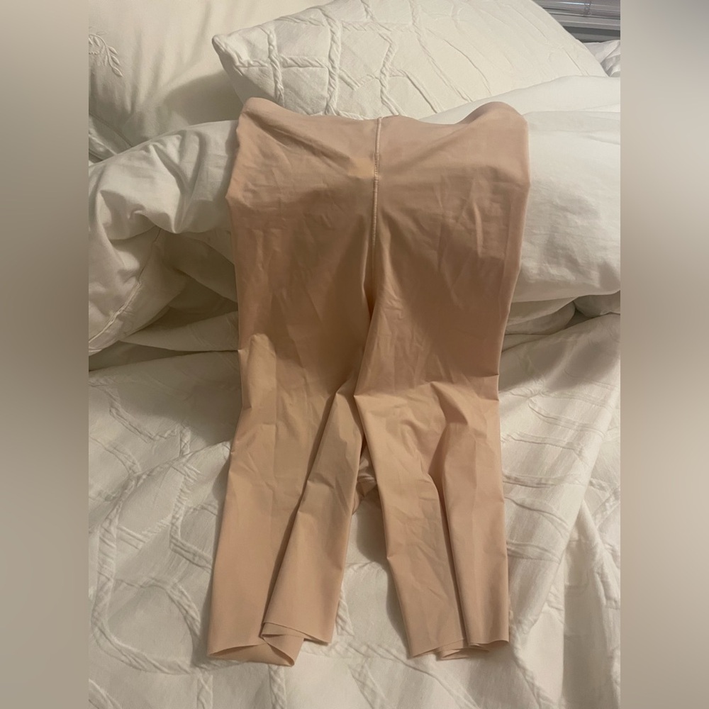 Spanx - Picture 2 of 3